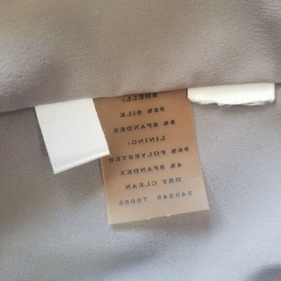 ANN TAYLOR SKIRT. Size 2. - Picture 3 of 6